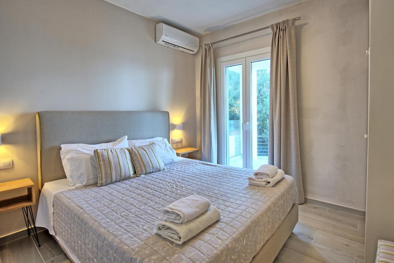 Beachfront Villa Seasun By Posarellivillas Agios Spyridon  Exterior foto