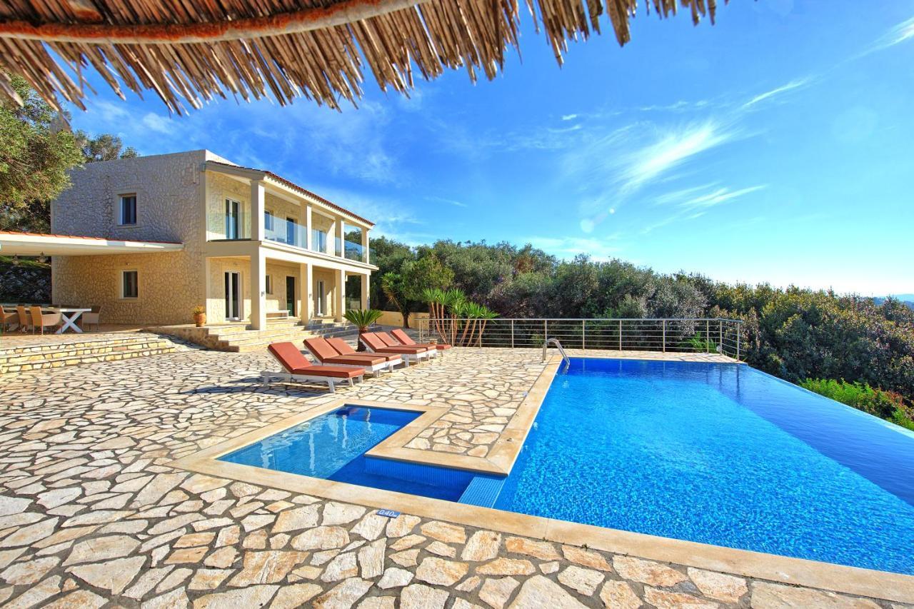 Beachfront Villa Seasun By Posarellivillas Agios Spyridon  Exterior foto